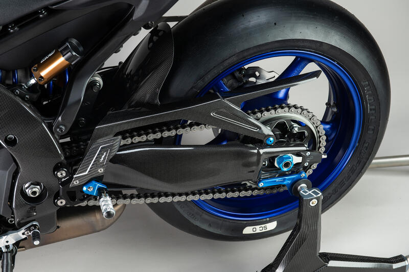 Protezioni Forcellone In Carbonio per Yamaha Naturale