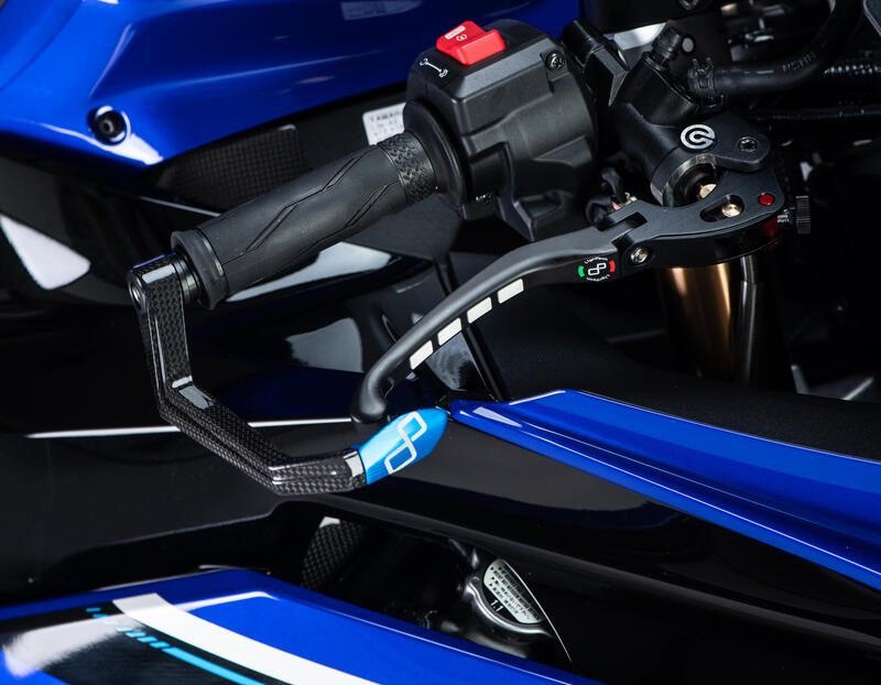 Protezione Leva Freno in Carbonio/ Terminale Colorato - Interasse 132 mm Cobalto