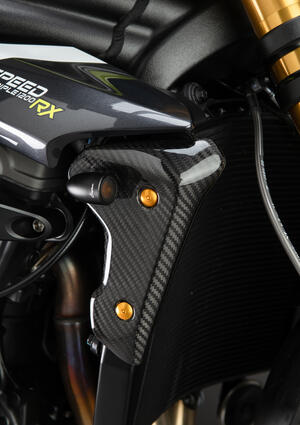 Fianchetti Radiatore In Carbonio per Triumph Lightech