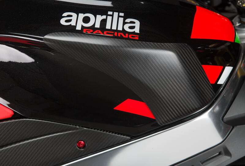 Carbon Protection Tank Cover for Aprilia Lucido