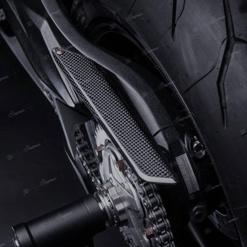 Copri Catena In Carbonio - Opaco per Mv Agusta Naturale
