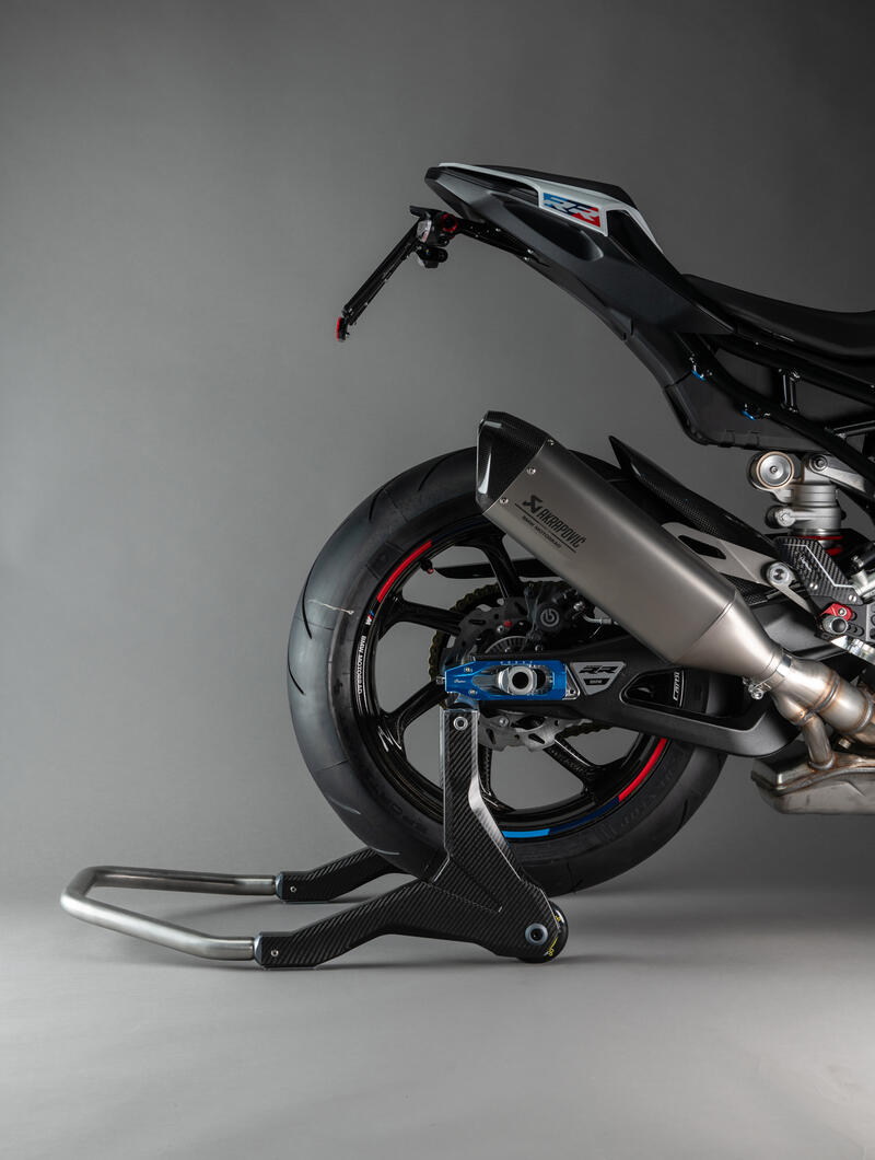 Carbon Rear Stand with Rollers for Suzuki, Bmw, Ducati, Honda Nero