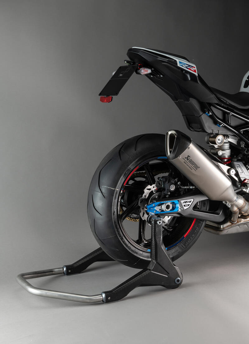 Carbon Rear Stand with Rollers for Suzuki, Bmw, Ducati, Honda Nero