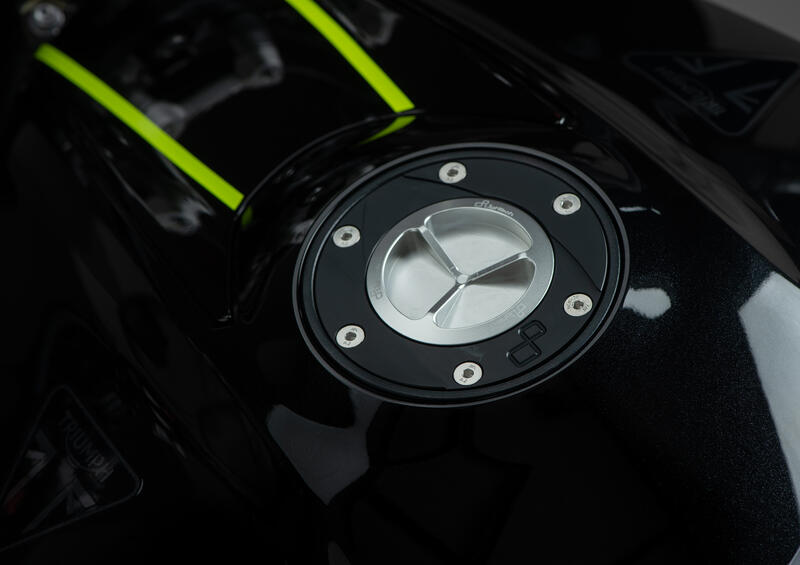 Tappo Serbatoio Con Chiusura A Vite per Aprilia, Triumph Nero