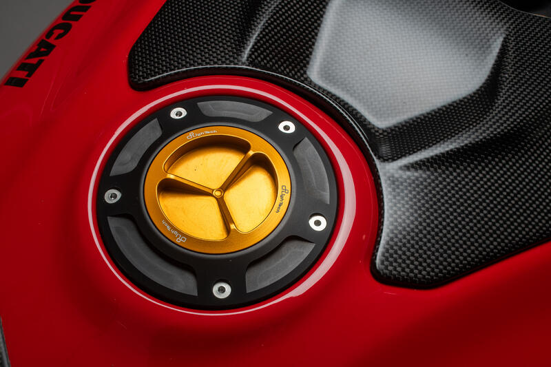 Tappo Serbatoio Con Chiusura A Vite per Aprilia, Ducati Nero