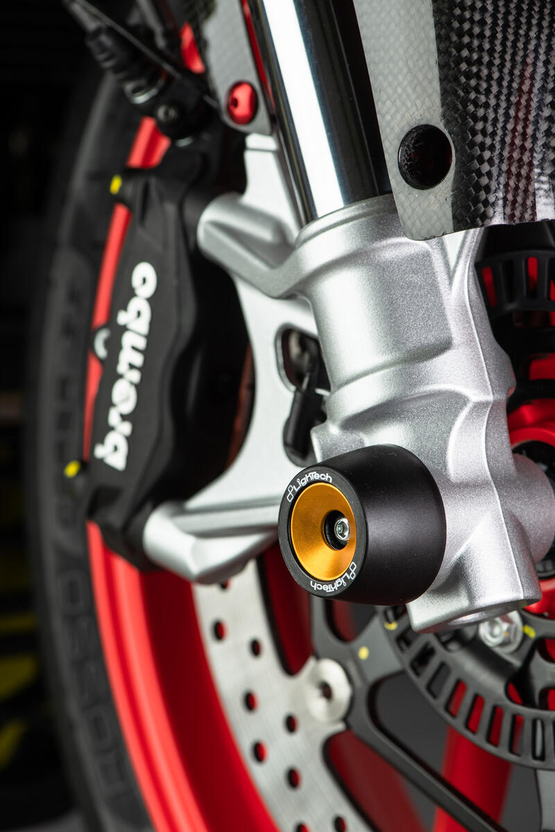 Wheel Axle Sliders Kit for Aprilia Oro